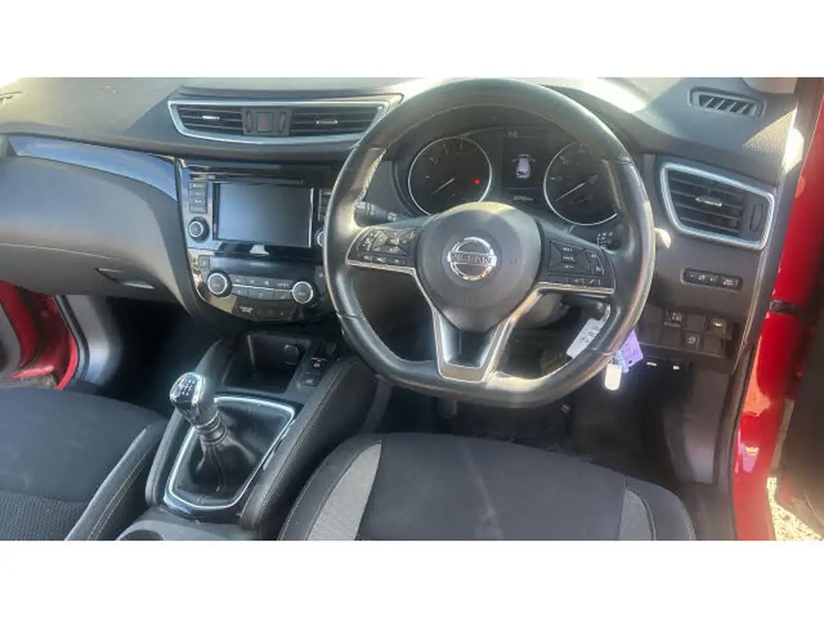 2020-nissan-qashqai-13-dig-t-acenta-premium-140ps-big-10