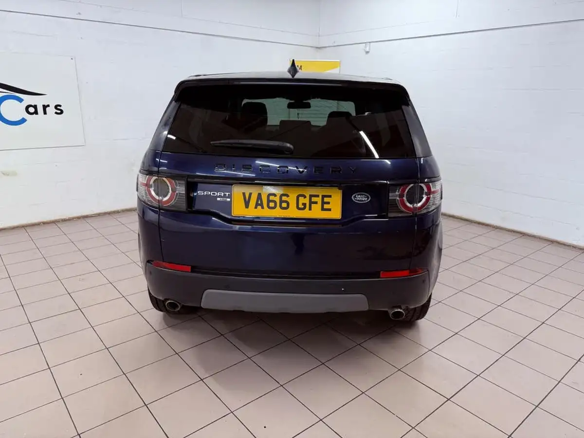 2017-land-rover-discovery-sport-20td4-hse-black-180ps-station-wagon-big-50