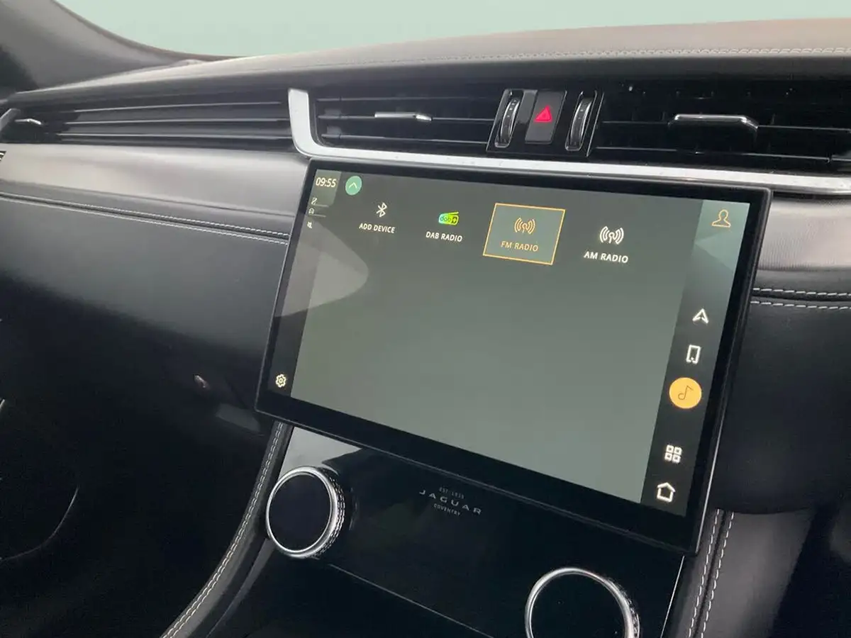 2021-jaguar-f-pace-20-d165-r-dynamic-s-mhev-big-21