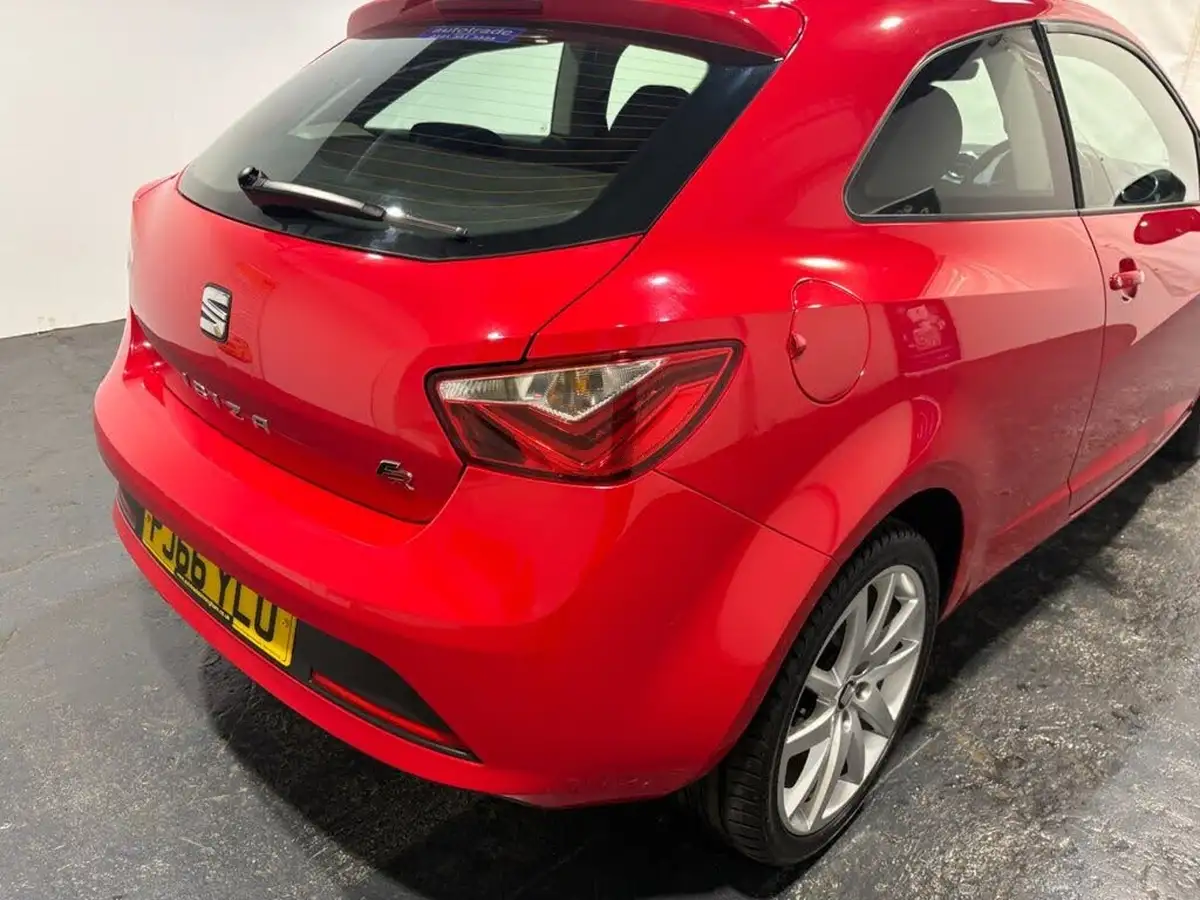 2016-seat-ibiza-12-tsi-fr-technology-110ps-sportcoupe-3d-big-39
