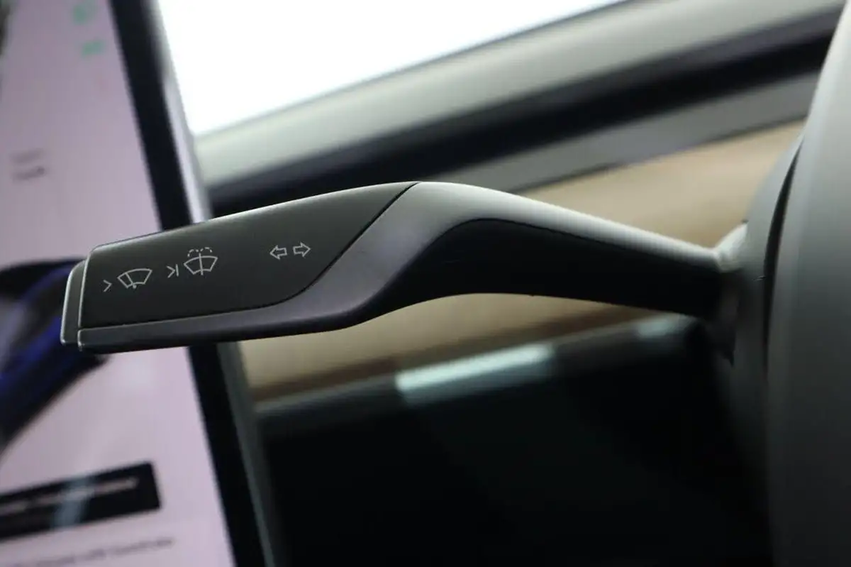 2021-tesla-model-3-e-long-range-4x4-big-17