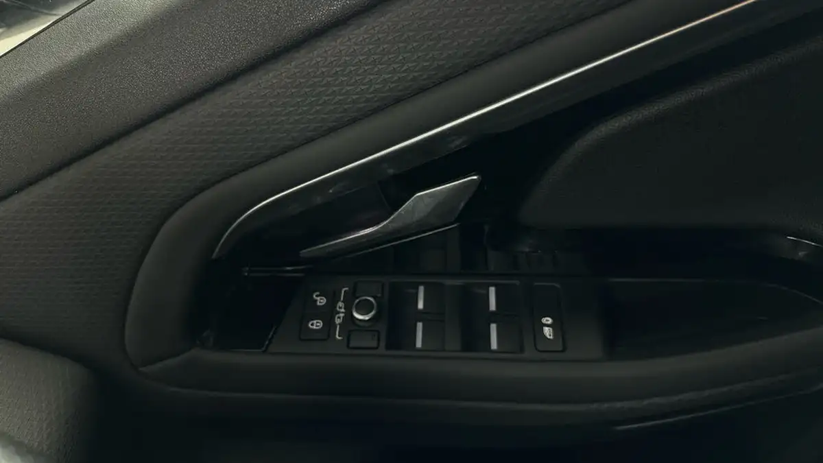 2020-land-rover-range-rover-evoque-20-d180-r-dynamic-s-big-28