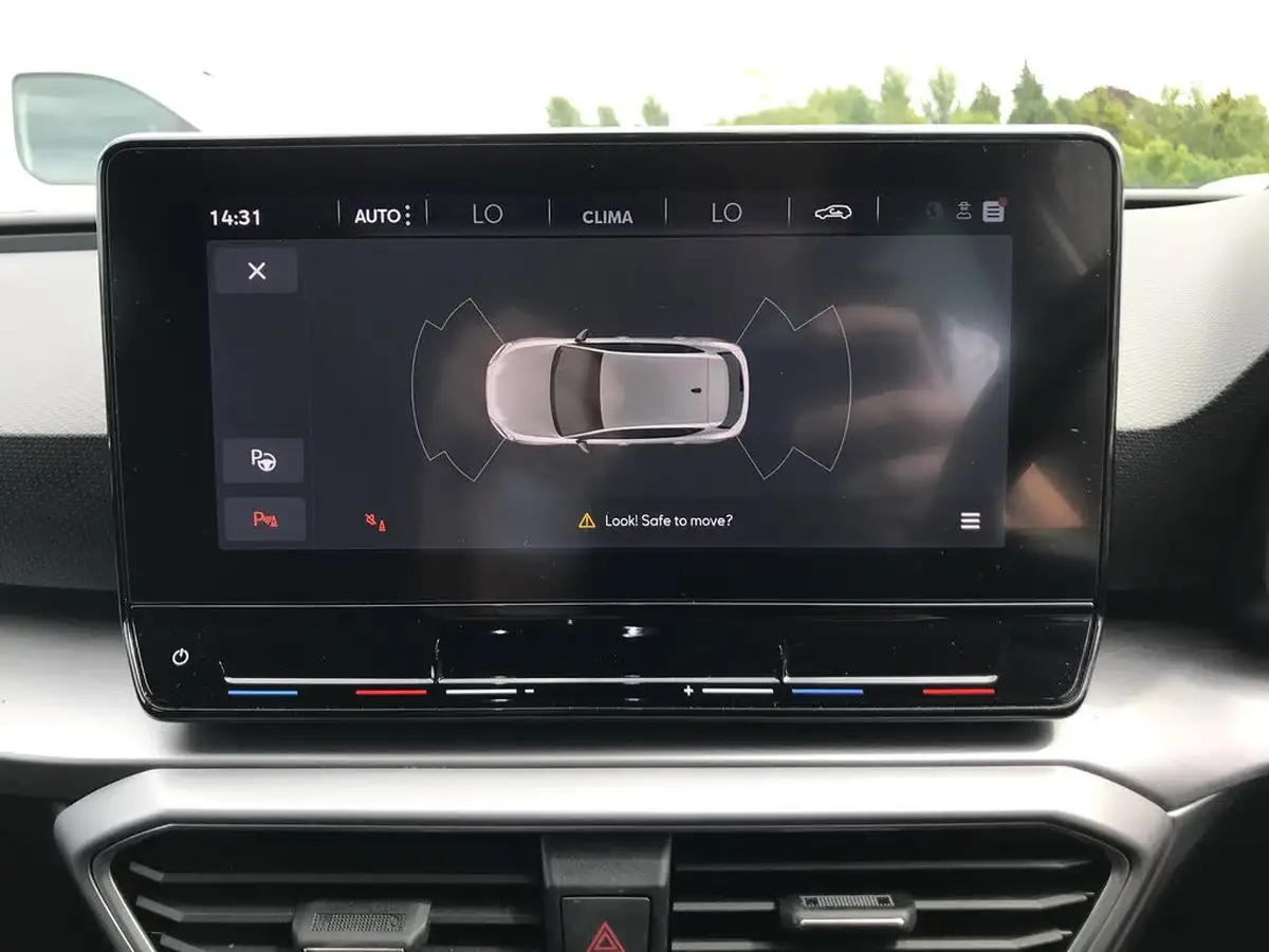 2022-seat-leon-10-tsi-evo-fr-hatchback-big-18