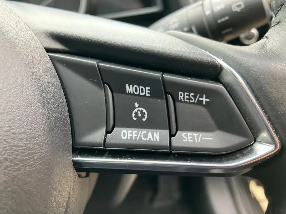 2020-mazda-mazda2-15-skyactiv-g-sport-nav-auto-big-36