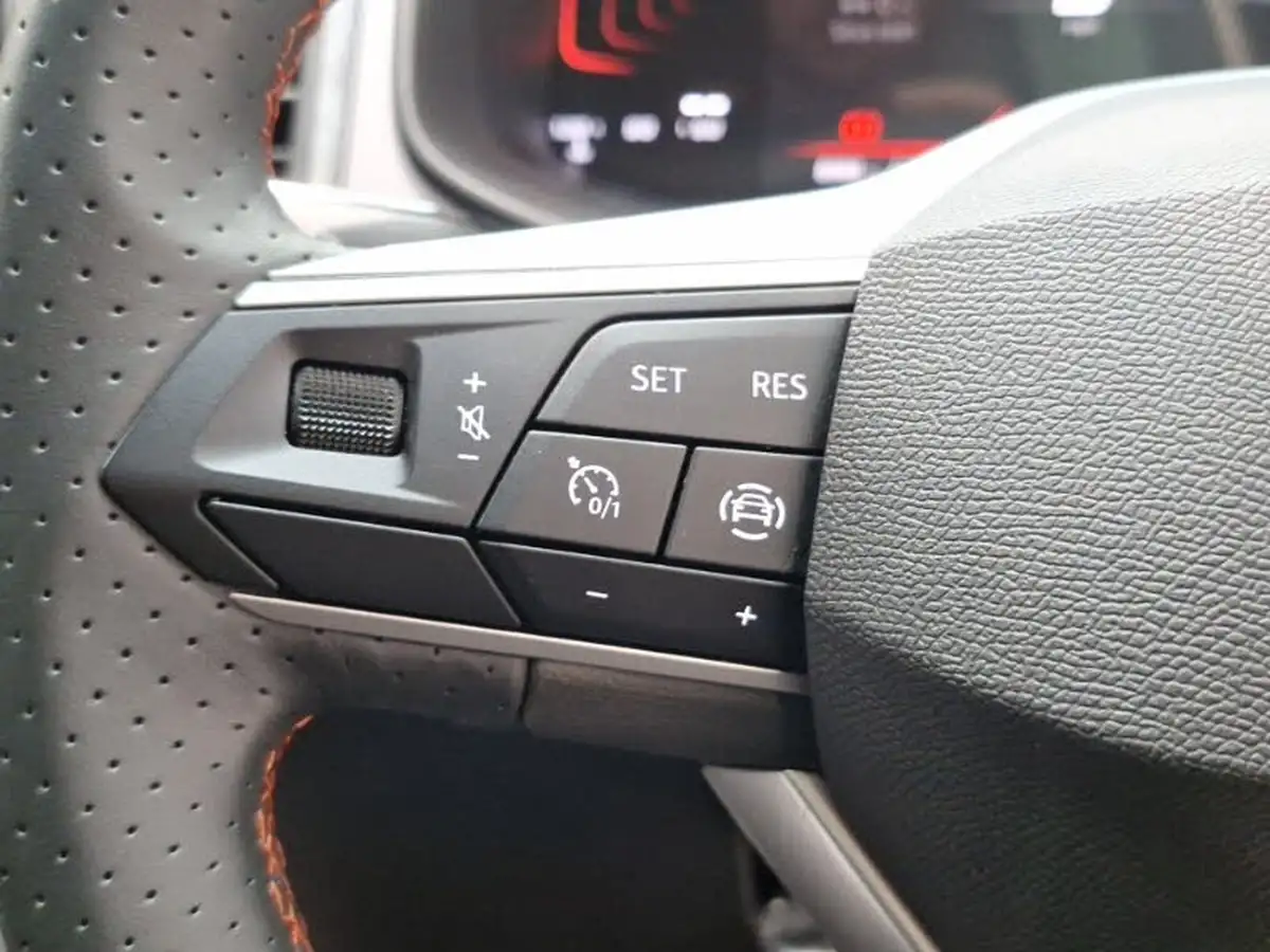 2024-seat-ateca-15-ecotsi-fr-big-11