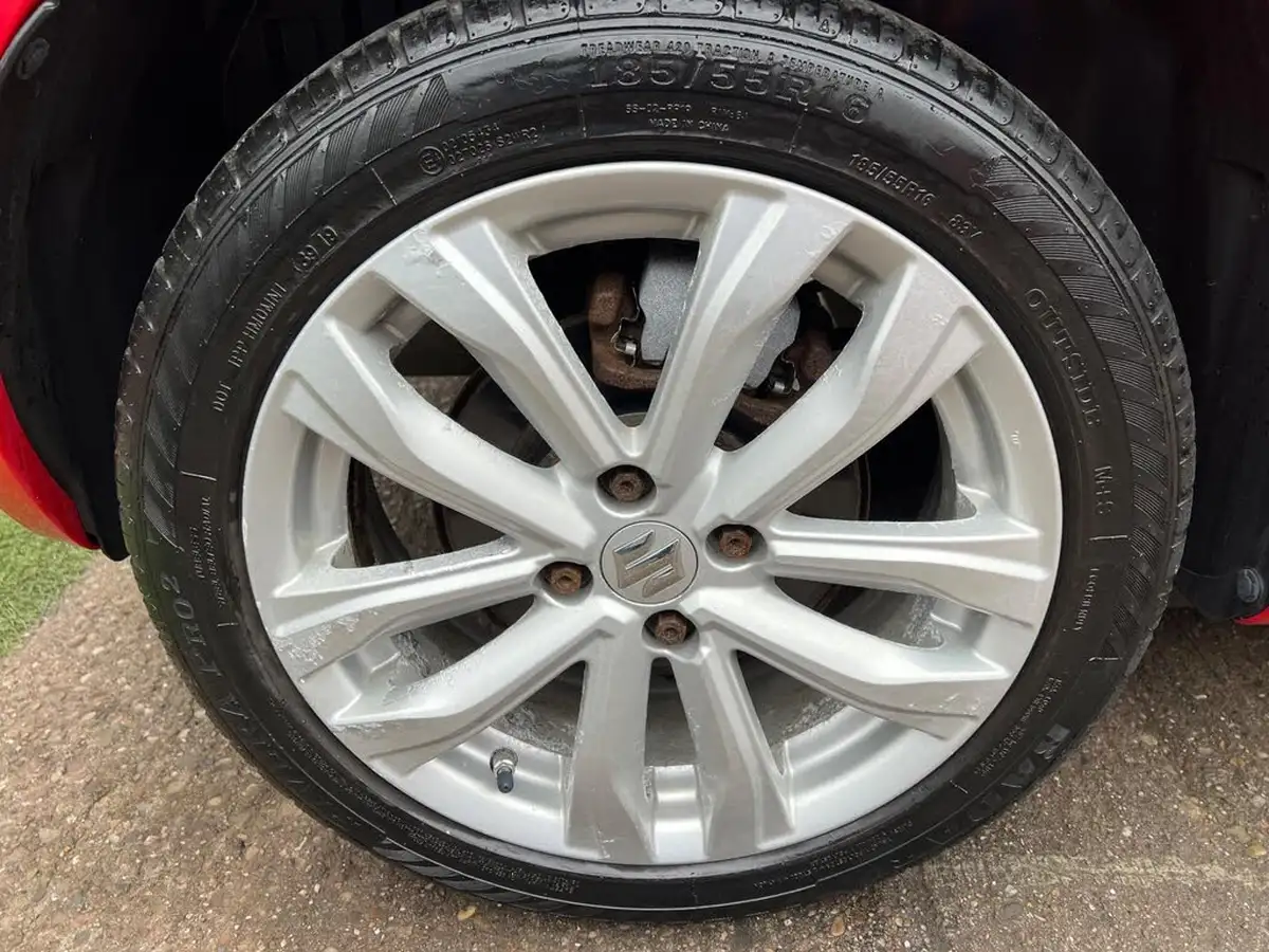 2016-suzuki-swift-12-sz4-94ps-nav-5d-big-60