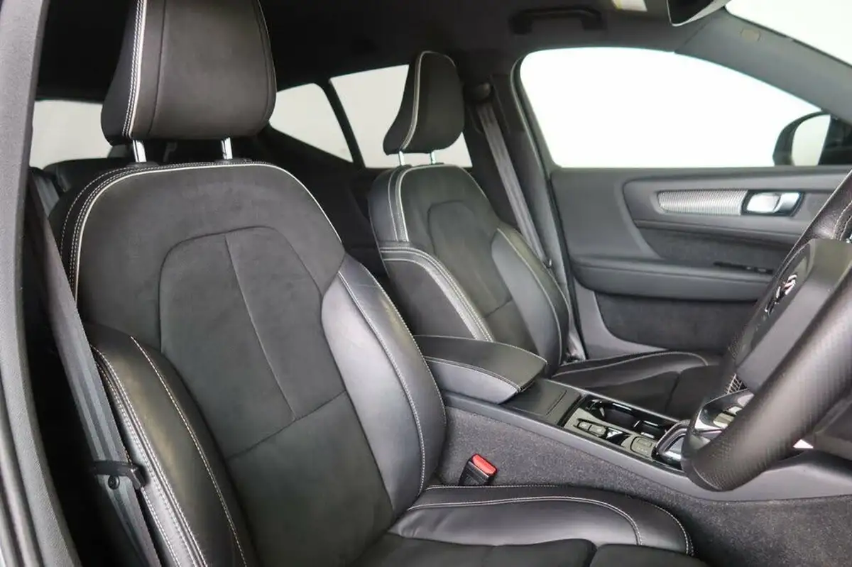 2021-volvo-xc40-15-t3-r-design-pro-161bhp-auto-big-6