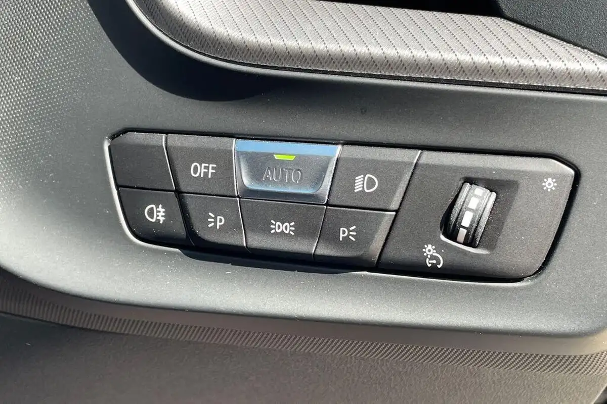 2023-bmw-1-series-20-128ti-lcp-big-43