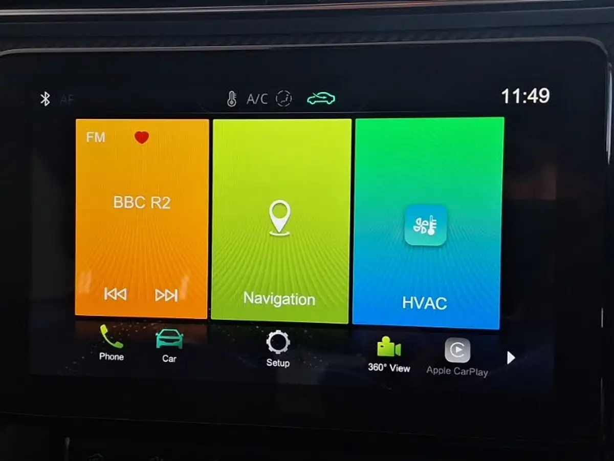 2023-mg-zs-suv-15-vti-tech-exclusive-big-15