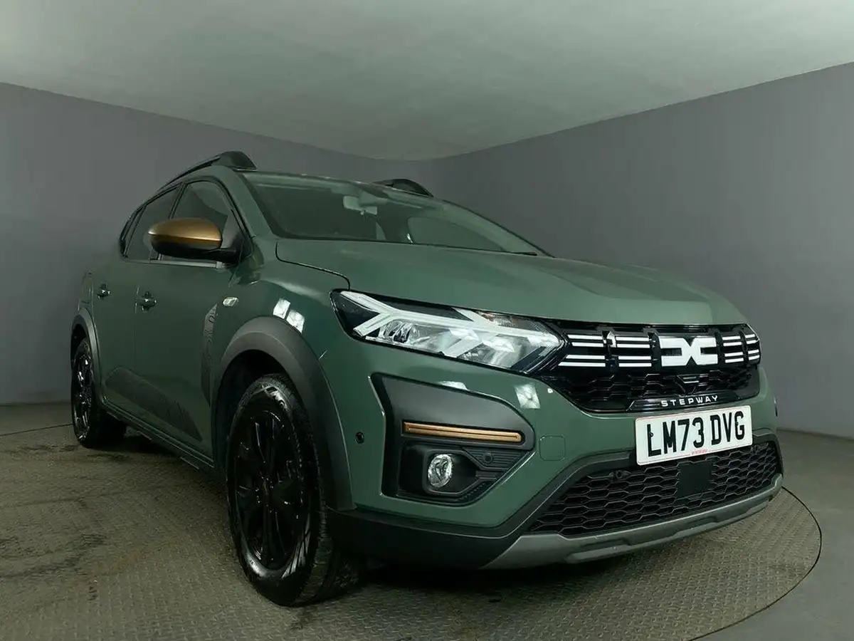 2023-dacia-sandero-stepway-big-10
