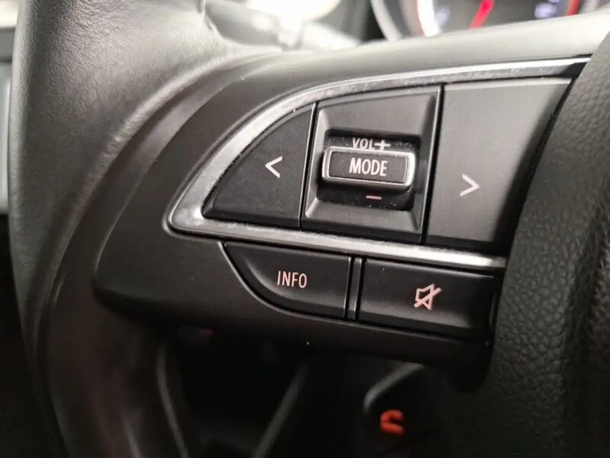 2018-suzuki-swift-10-boosterjet-sz-t-113ps-big-15