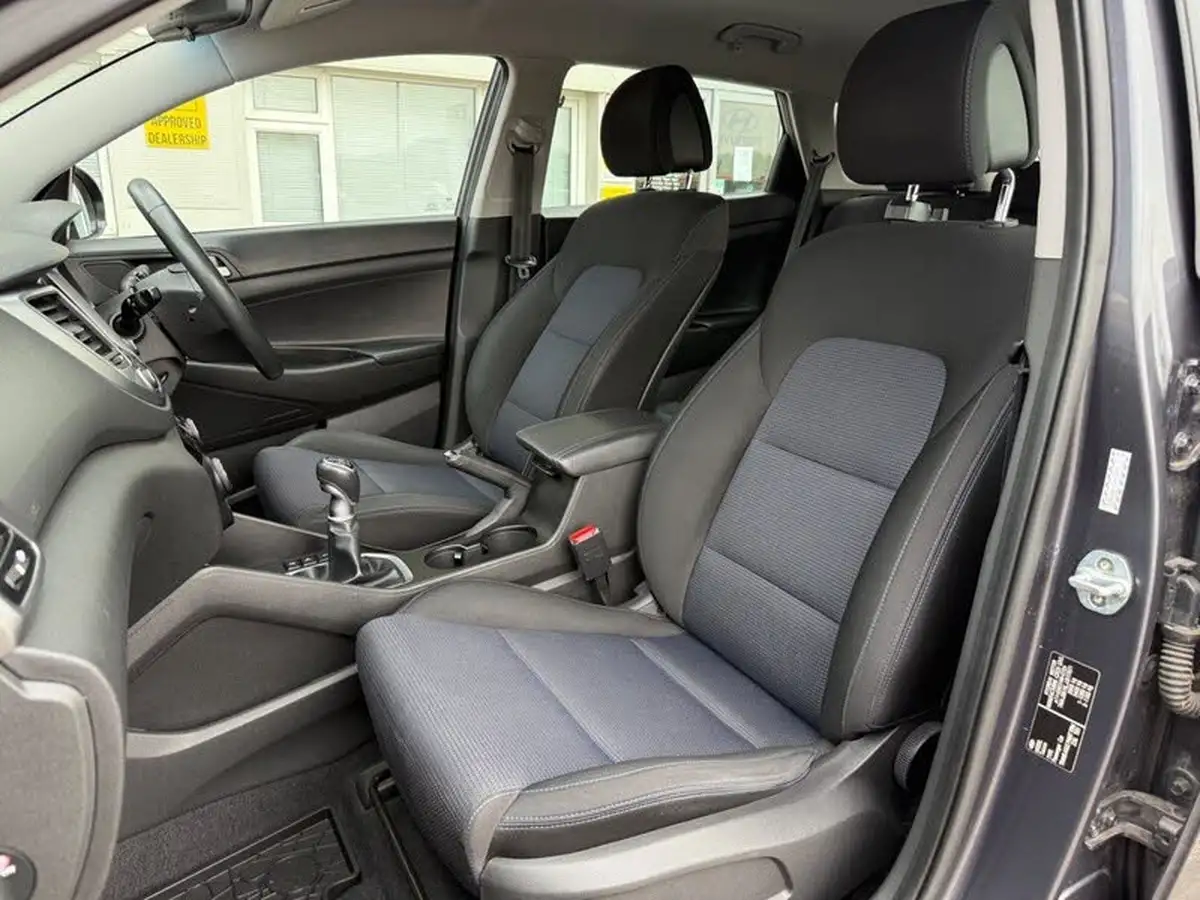 2017-hyundai-tucson-17crdi-blue-drive-se-nav-116ps-big-24