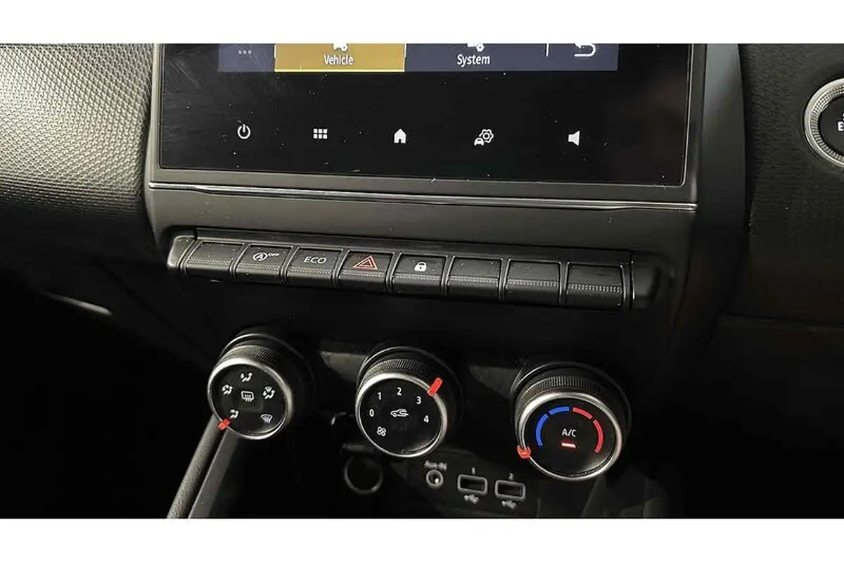 2020-renault-clio-15dci-iconic-90ps-ss-big-39