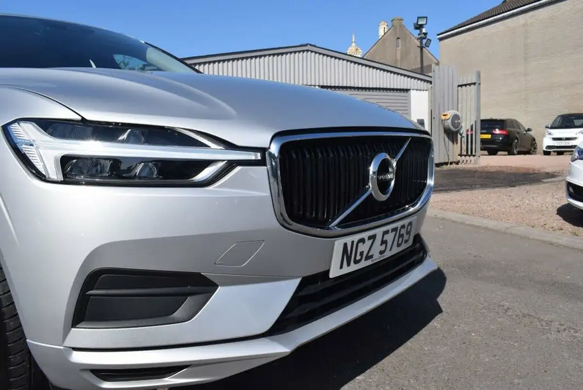 2017-volvo-xc60-20td-d4-momentum-geartronic-big-7