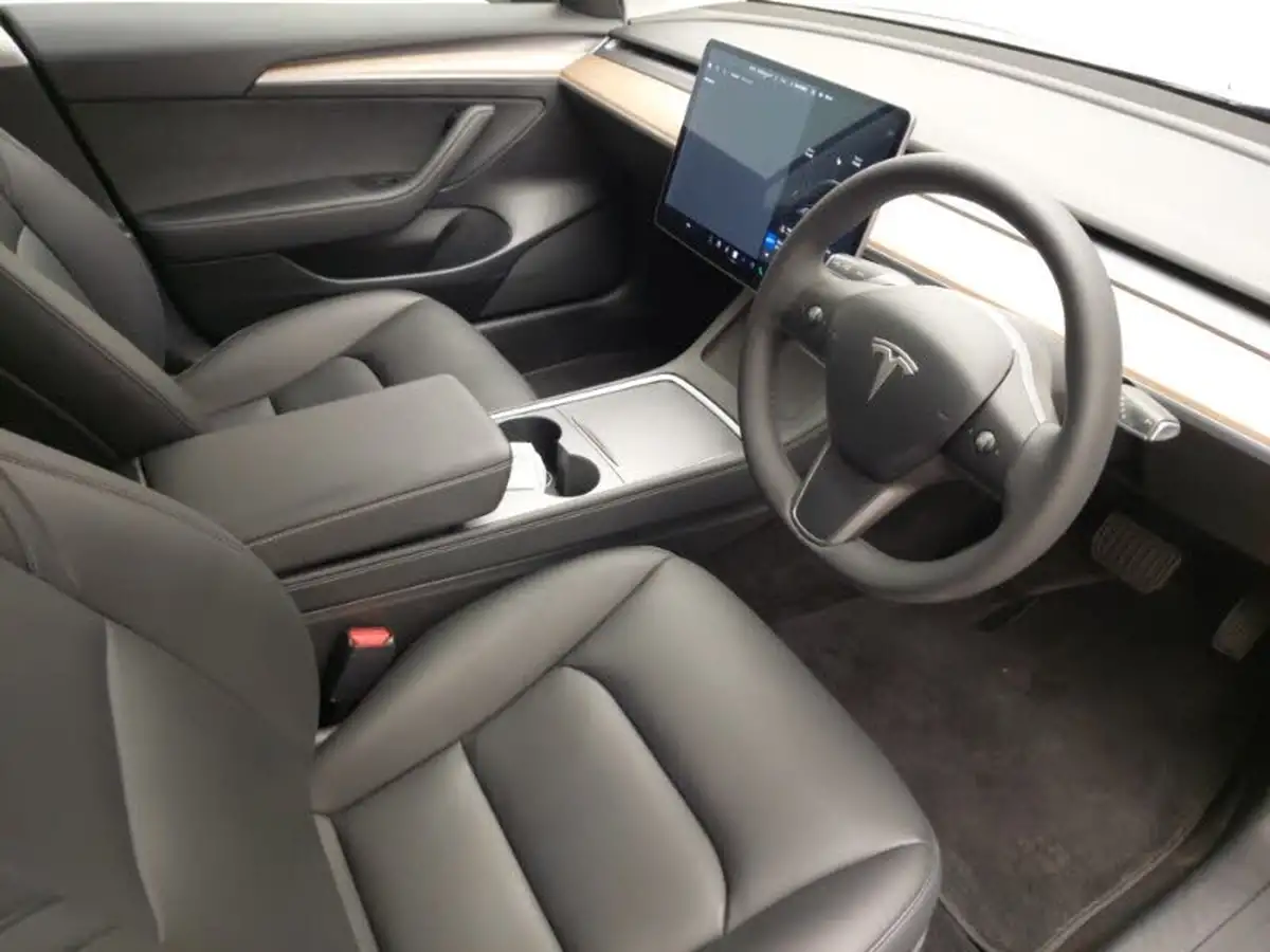 2021-tesla-model-3-e-standard-plus-big-11