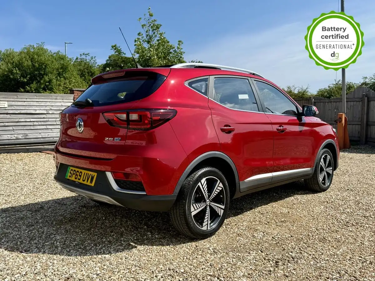 2019-mg-zs-suv-e-exclusive-ev-big-6
