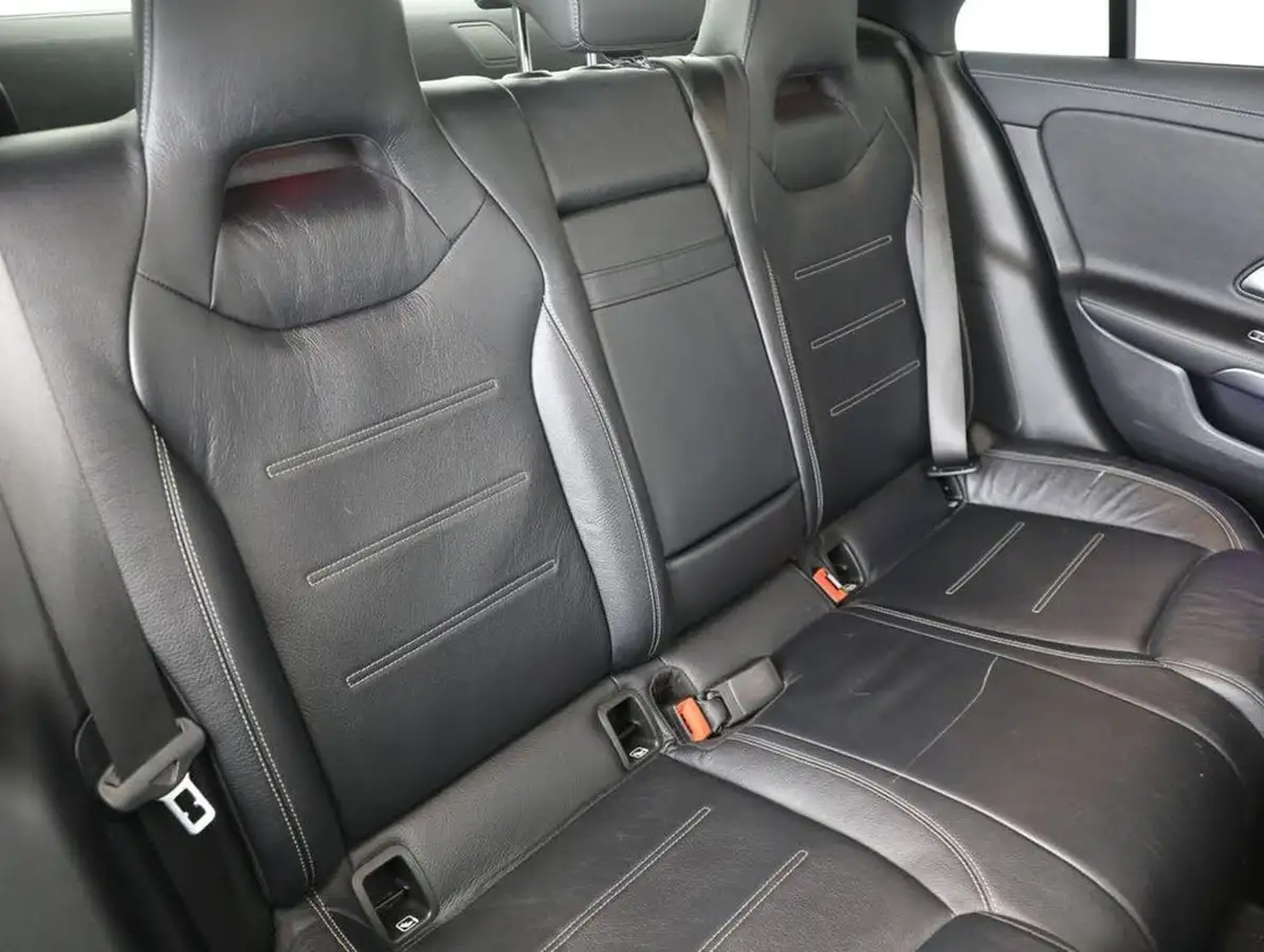 2020-mercedes-benz-cla-13-cla-180-amg-line-premium-plus-coupe-4d-big-30