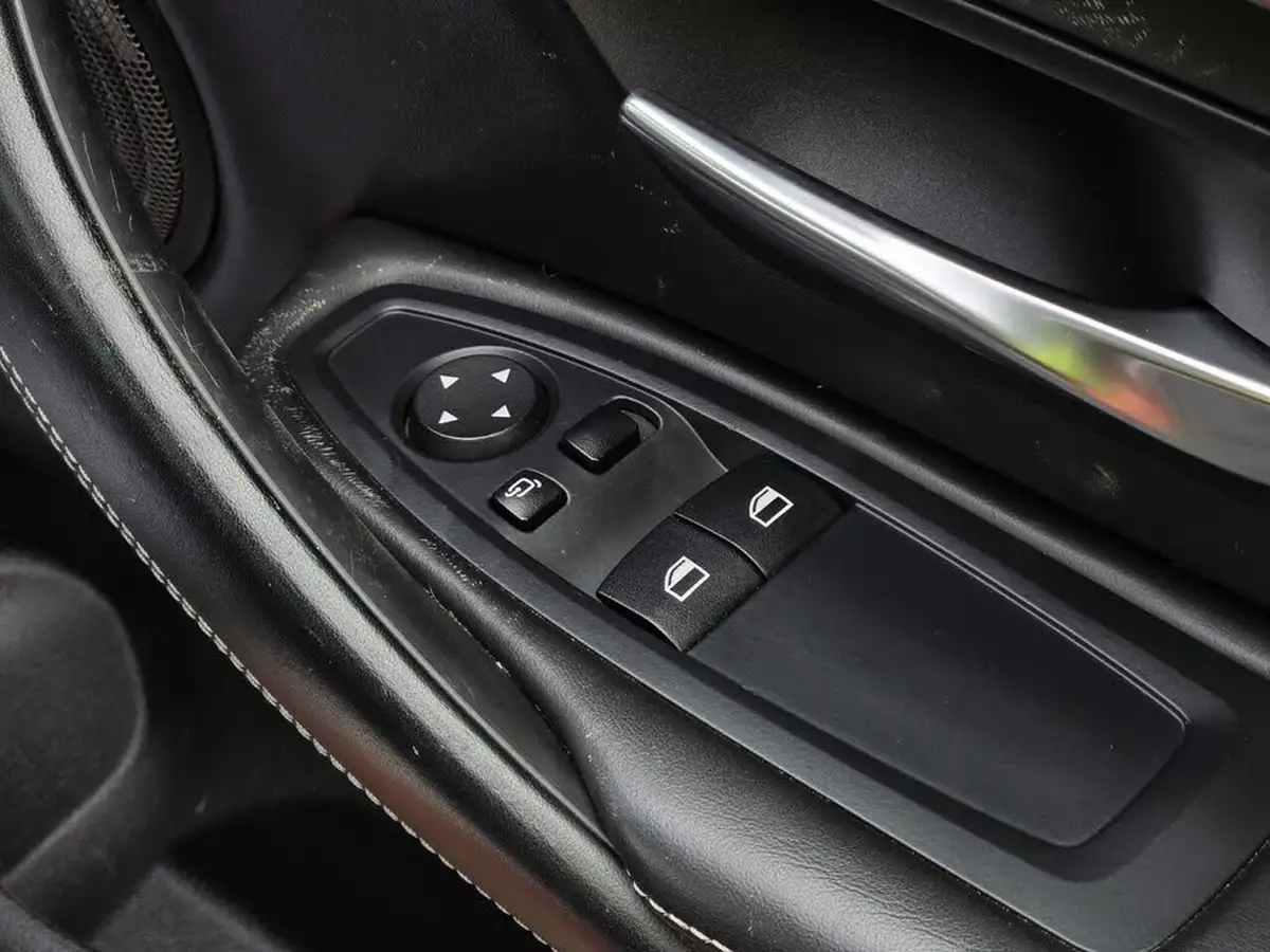 2015-bmw-4-series-30-m4-425bhp-ss-coupe-m-dct-big-37
