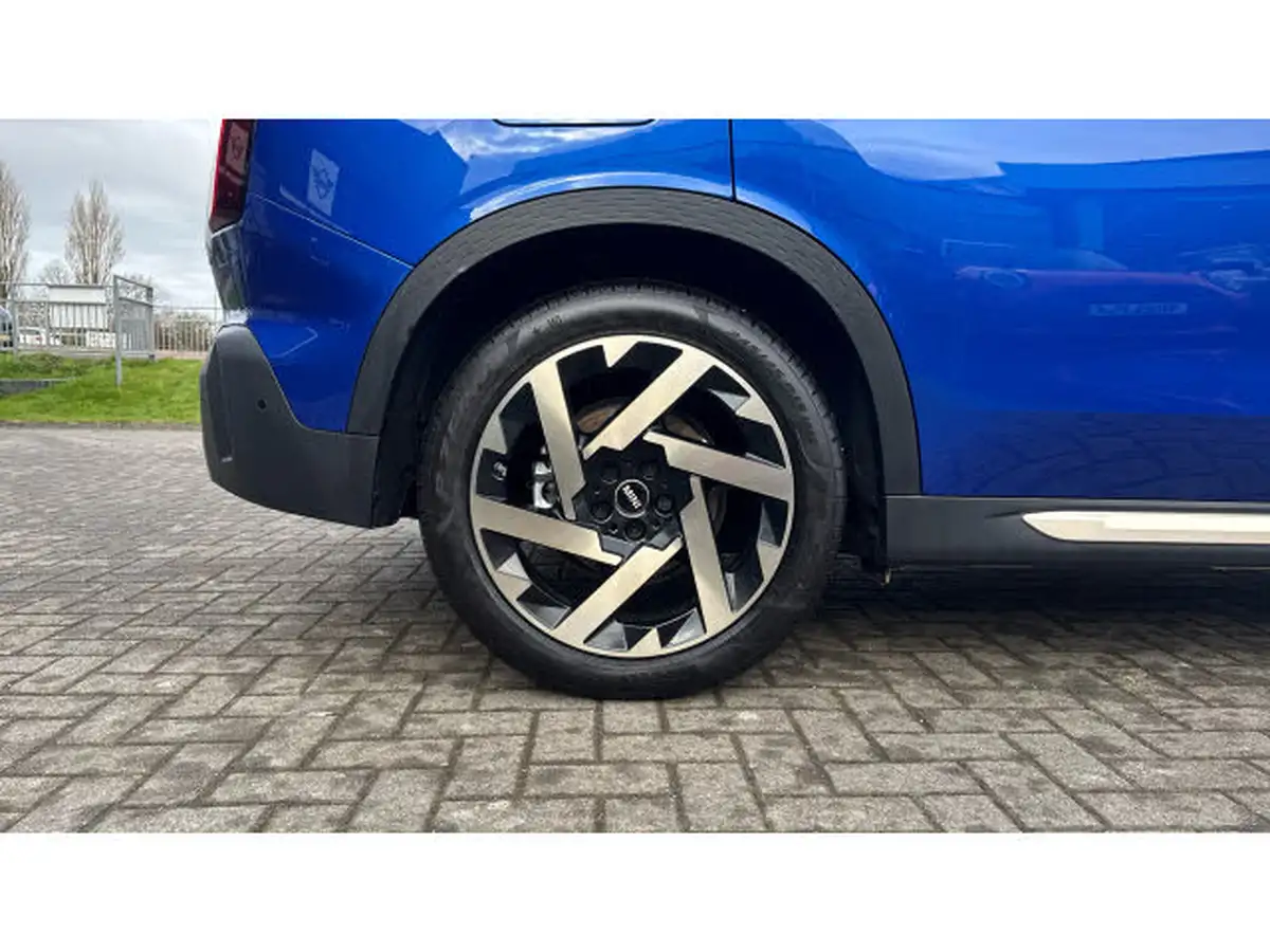 2024-mini-countryman-e-cooper-e-exclusive-big-39