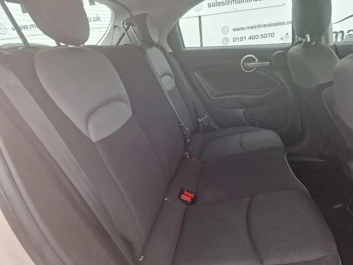 2016-fiat-500x-13multijet-pop-star-big-36