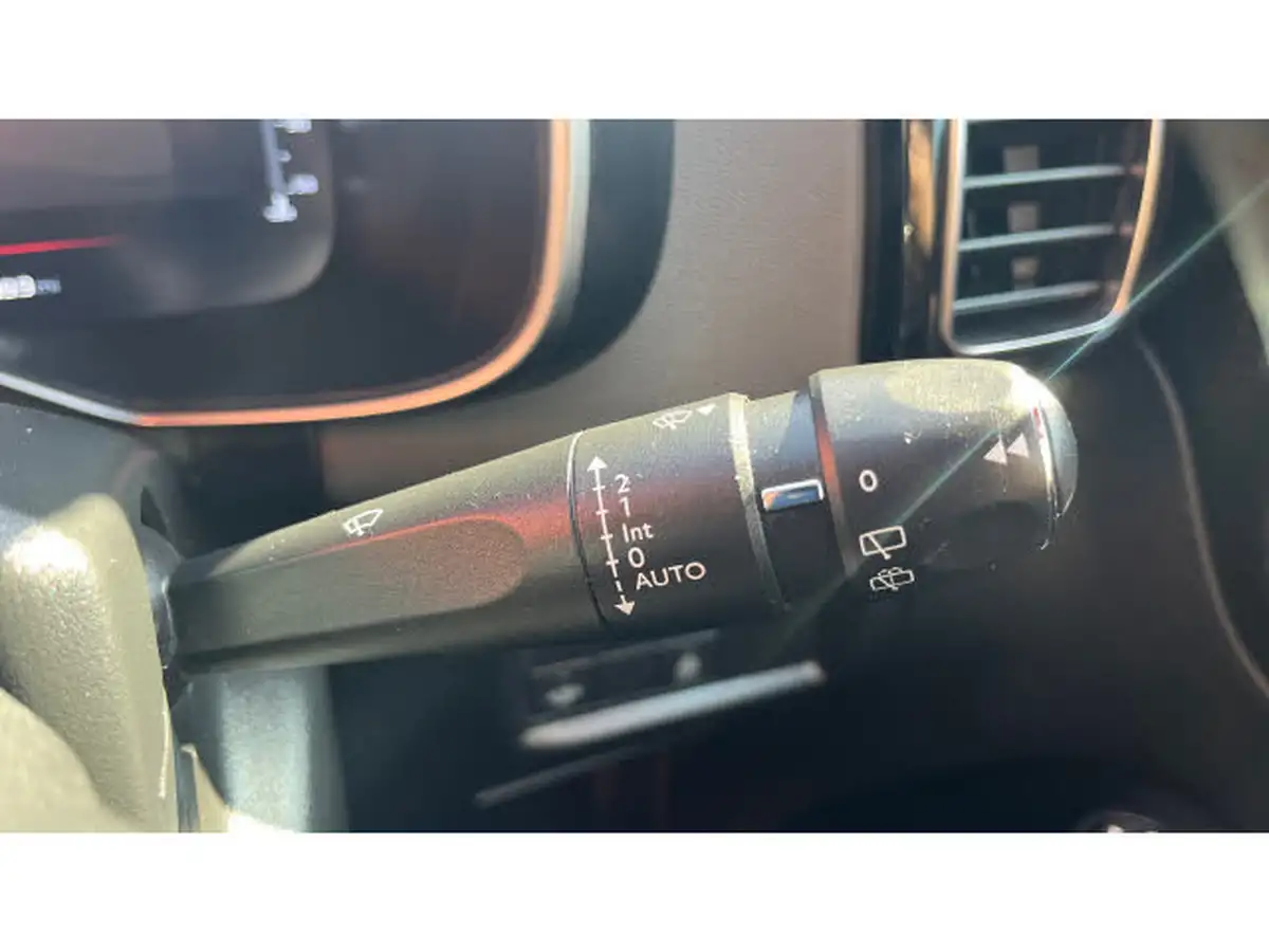 2022-citroen-c5-aircross-15bluehdi-shine-ss-big-24
