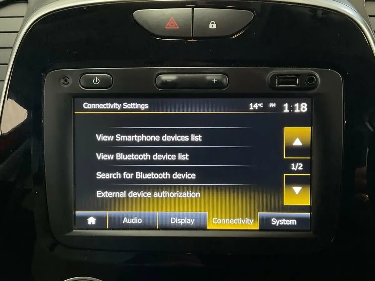 2019-renault-captur-09-tce-iconic-big-54
