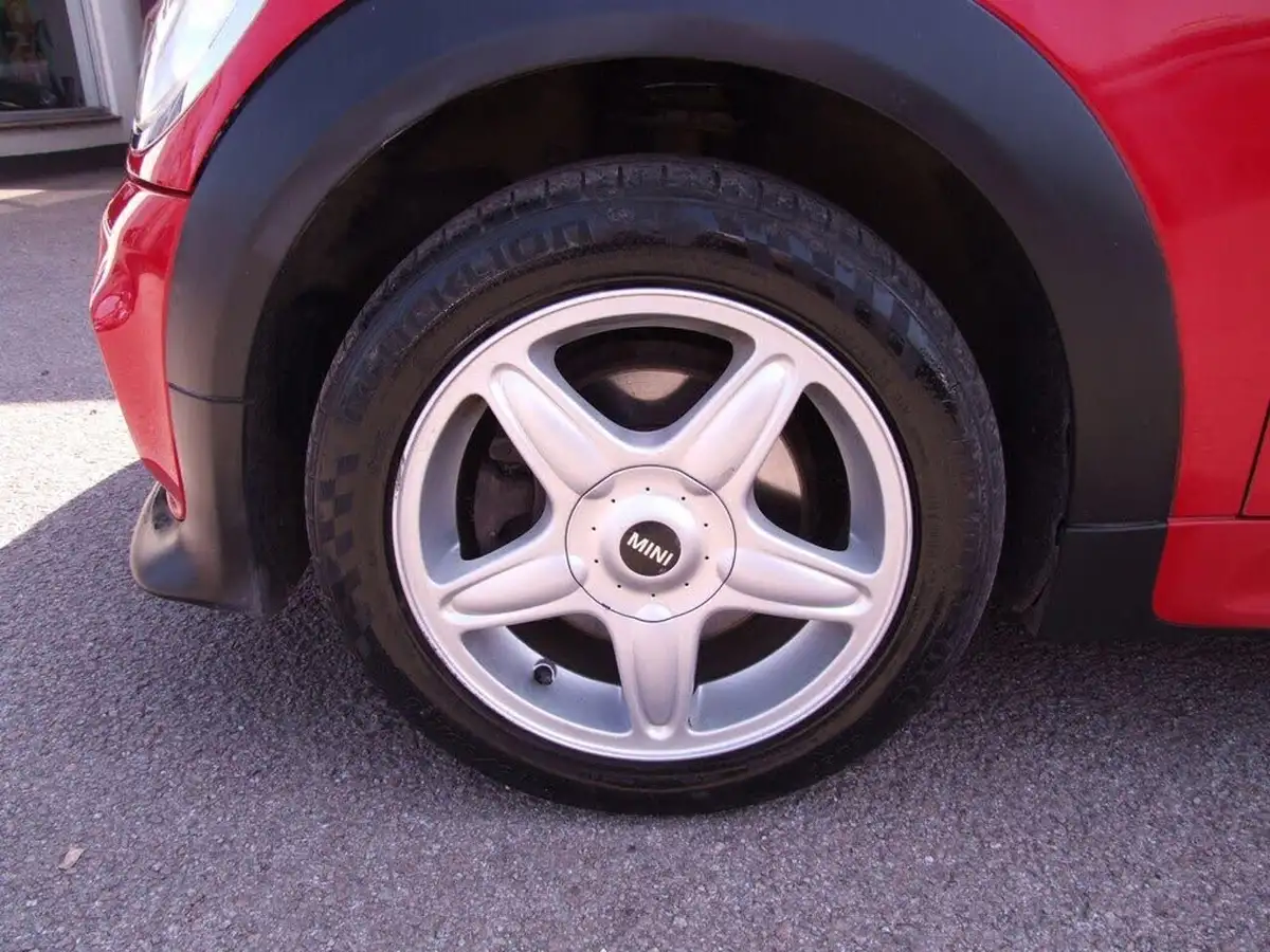 2010-mini-clubman-16-cooper-122bhp-big-19
