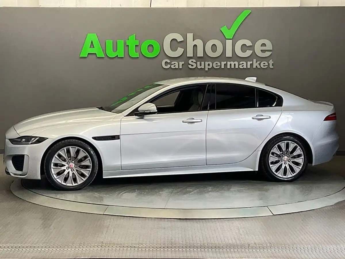 2019-jaguar-xe-20i-r-dynamic-s-250ps-big-10