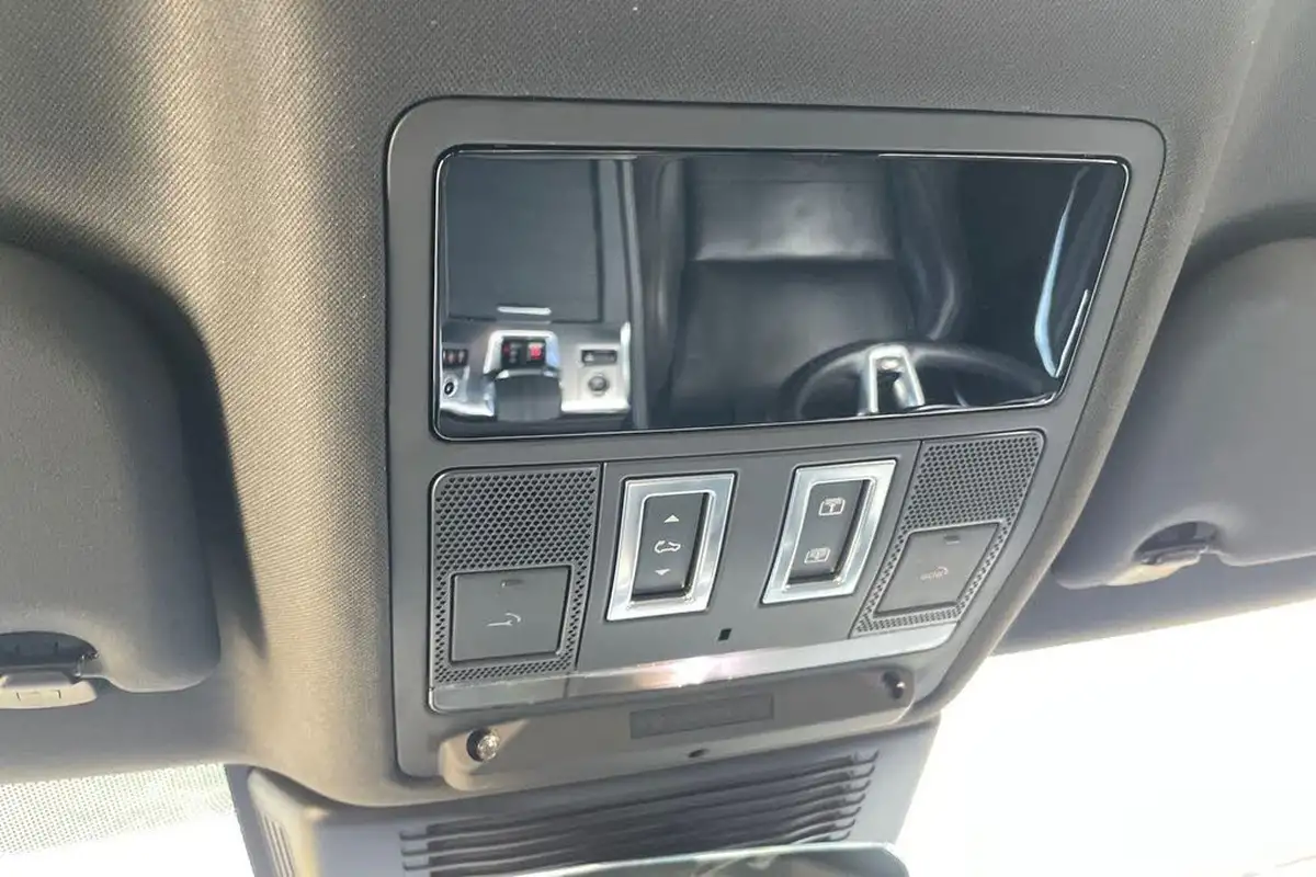 2022-jaguar-f-pace-20-p400e-r-dynamic-hse-big-48