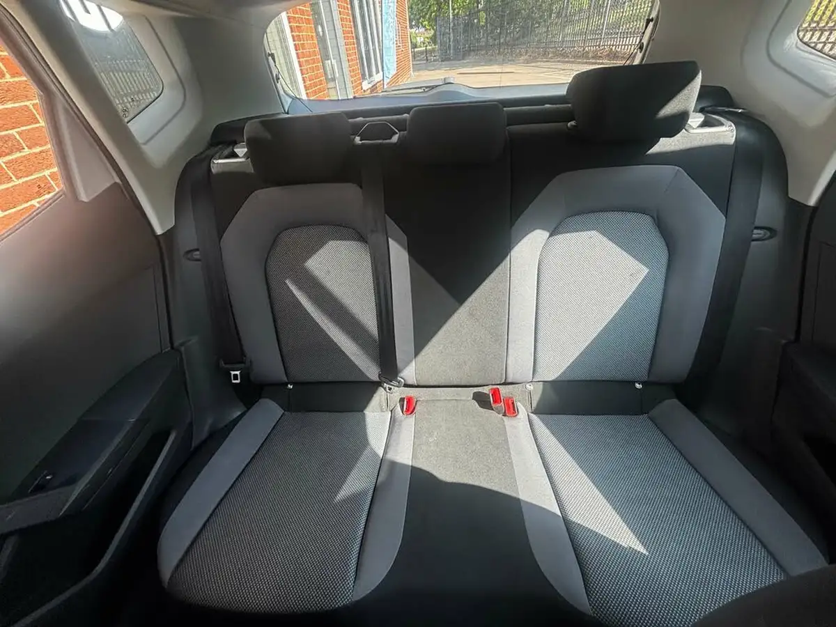 2019-seat-arona-10-tsi-se-technology-115ps-dsg-big-25