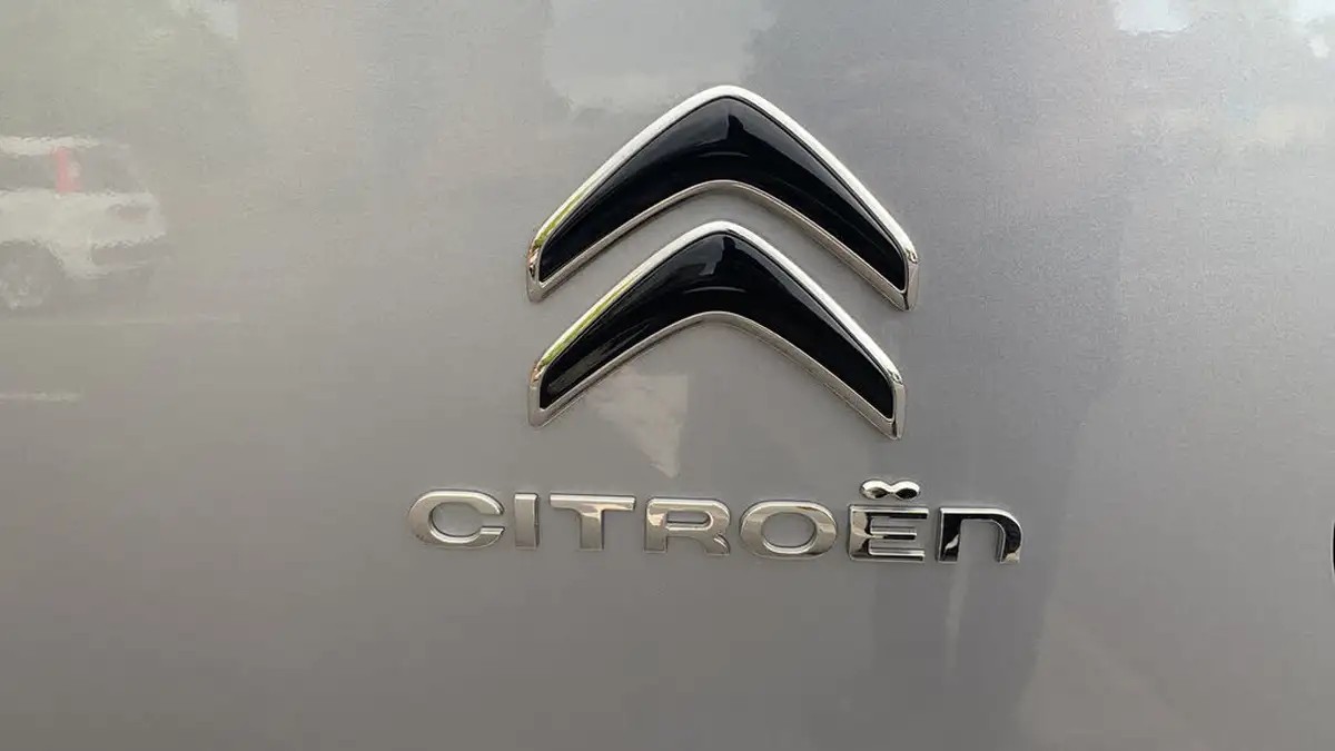 2024-citroen-berlingo-15-bluehdi-1000-driver-edition-100pseu6d-big-25