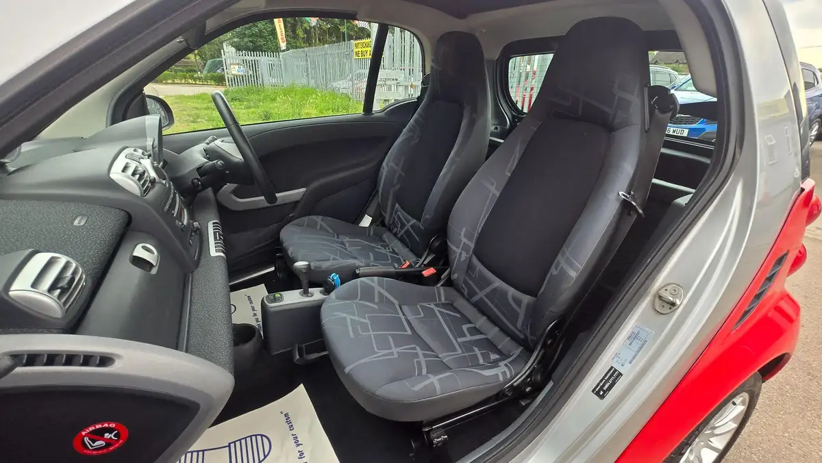 2009-smart-fortwo-10-passion-71bhp-coupe-big-23
