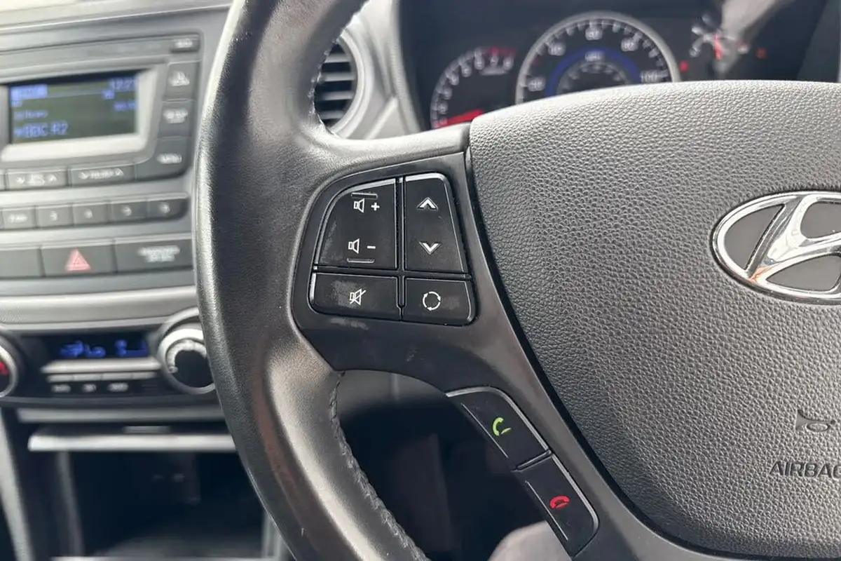 2018-hyundai-i10-10-premium-66ps-big-56