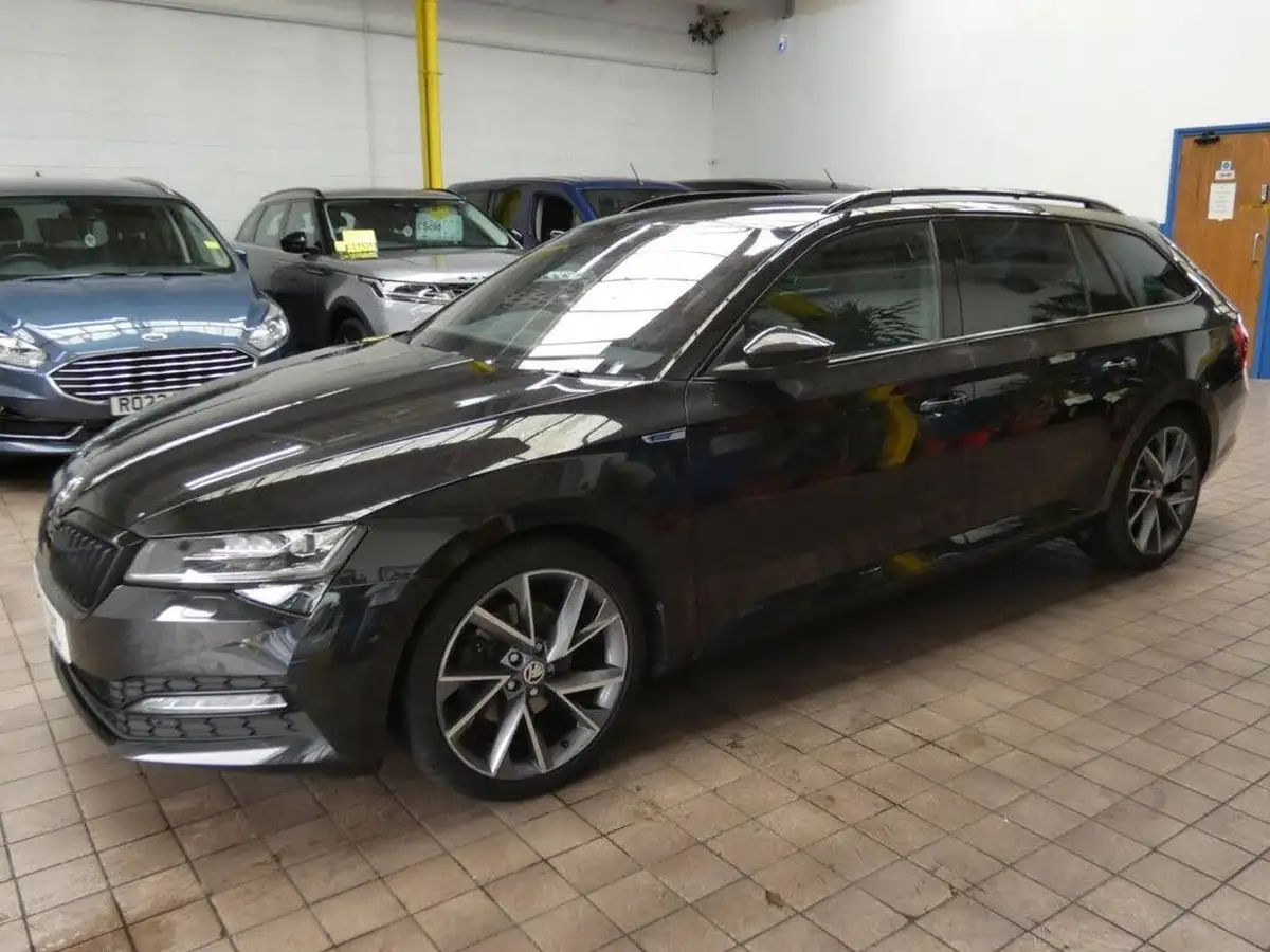 2021-skoda-superb-15-tsi-sportline-plus-estate-big-13