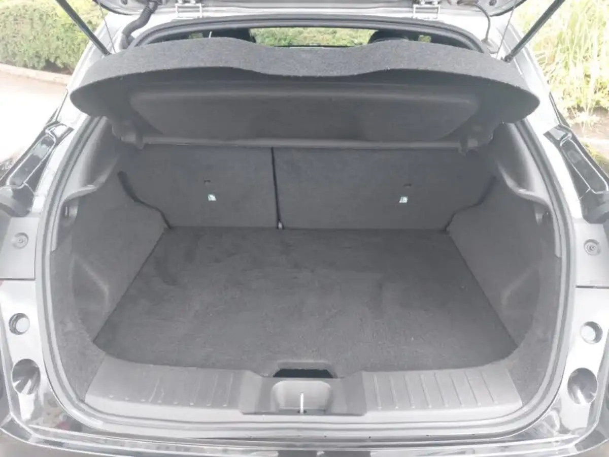 2021-nissan-juke-10-dig-t-tekna-dct-big-7