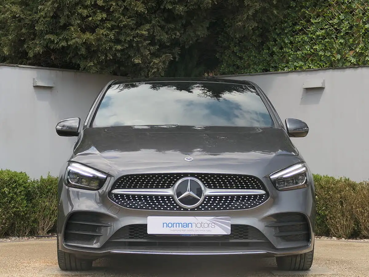2020-mercedes-benz-b-class-13-b180-amg-line-premium-plus-big-3