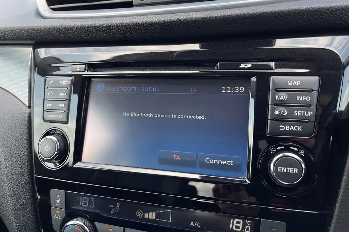 2017-nissan-qashqai-15dci-tekna-big-50