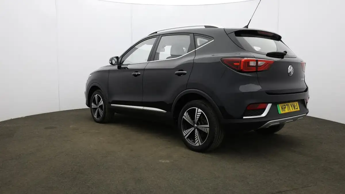 2021-mg-zs-suv-e-exclusive-ev-big-55