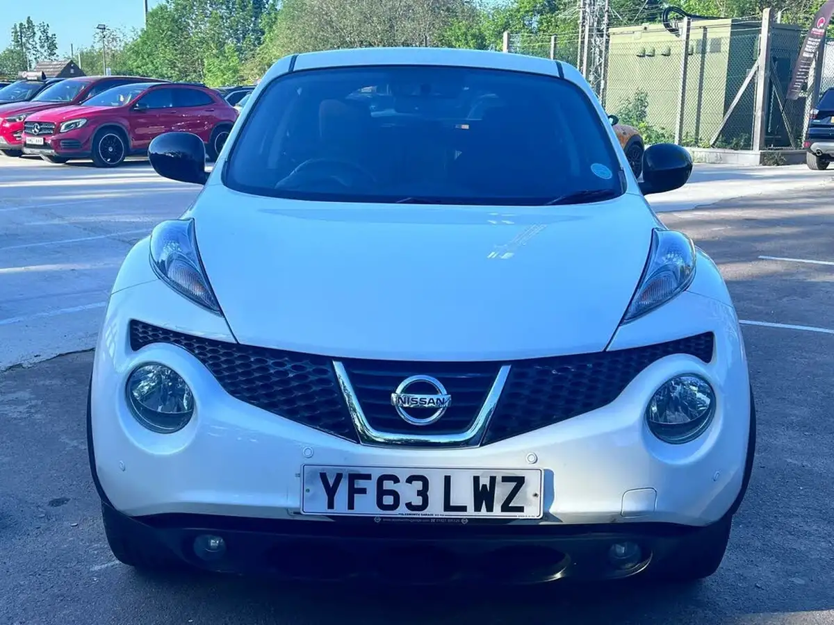 2013-nissan-juke-16-n-tec-1598cc-cvt-big-1