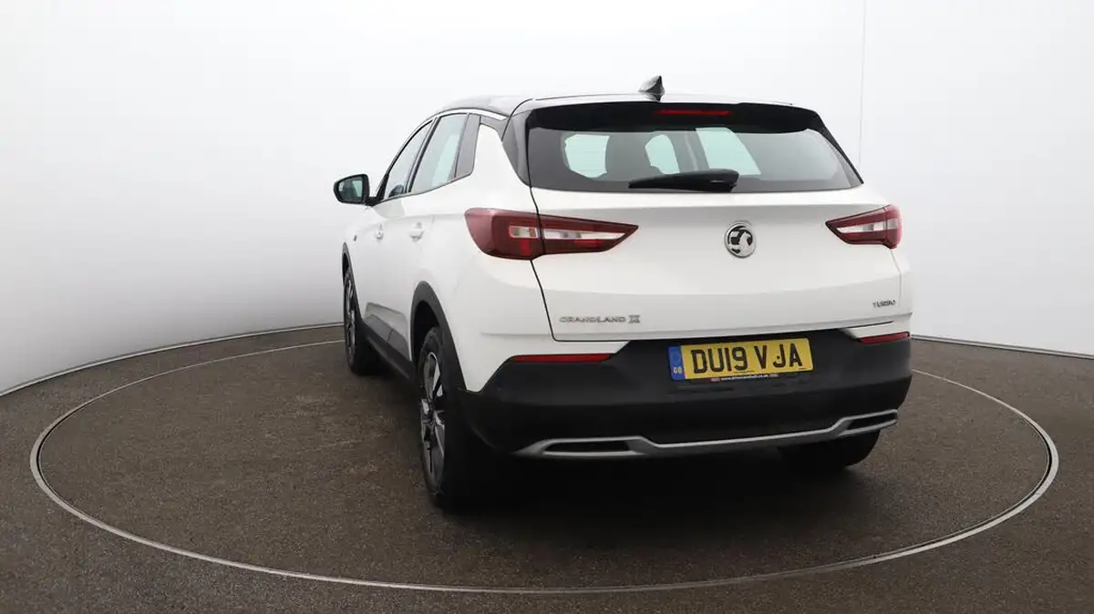 2019-vauxhall-grandland-x-12-sport-nav-big-60