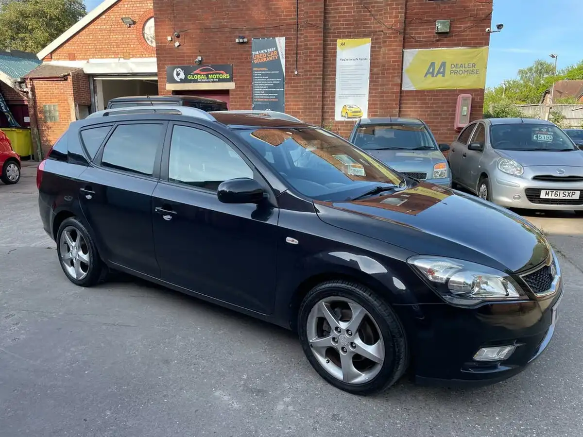 2012-kia-ceed-16td-3-estate-auto-big-1