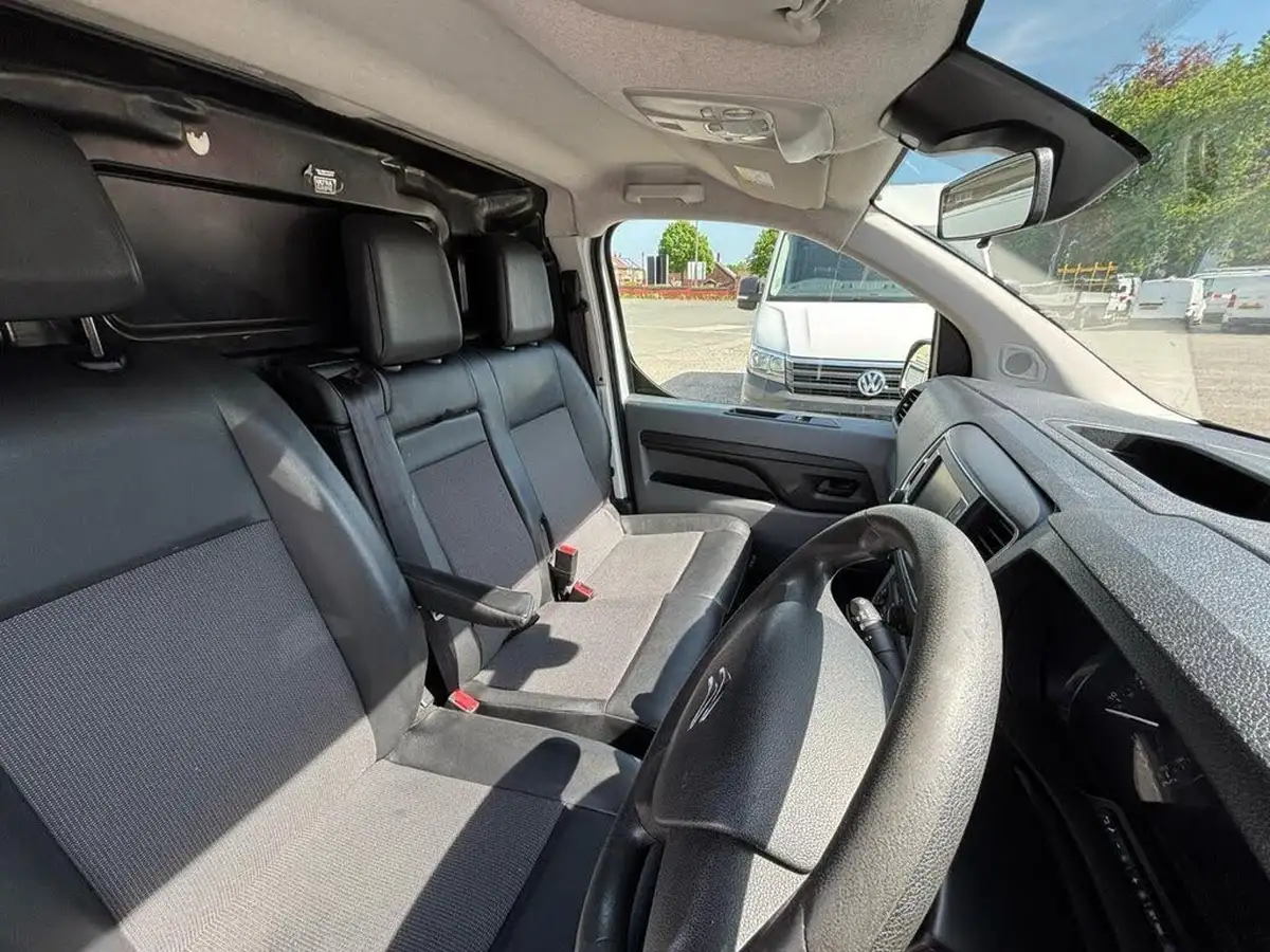 2019-citroen-dispatch-16bluehdi-x-m-1000-95pseu6-big-12