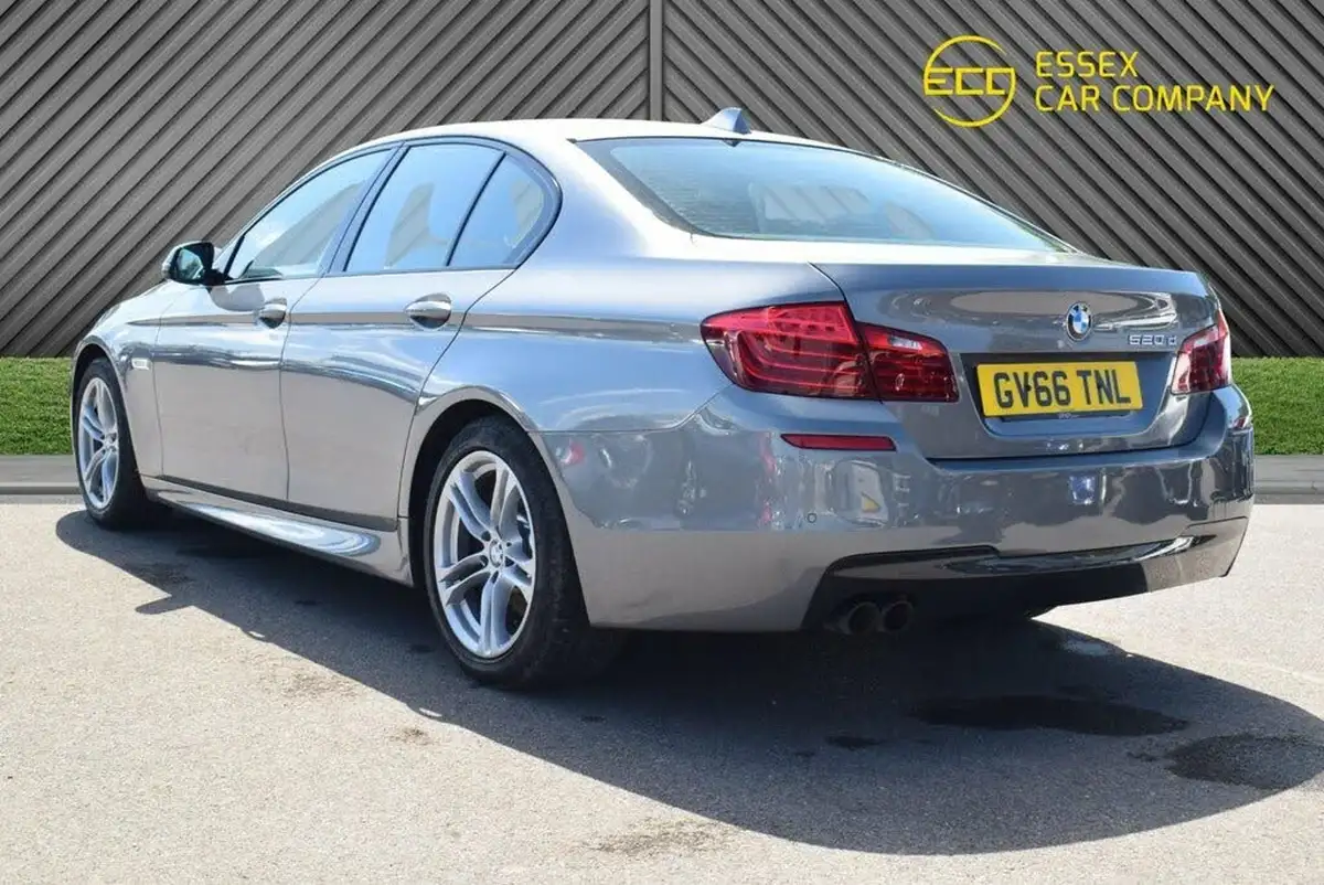 2016-bmw-5-series-20td-520d-m-sport-188bhp-saloon-4d-auto-big-11