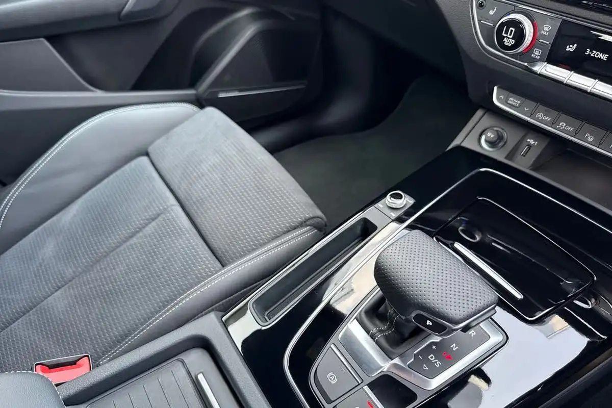 2024-audi-q5-20-45-tfsi-black-edition-station-wagon-big-19