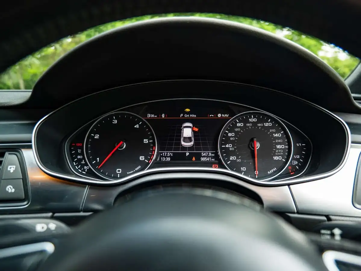 2014-audi-a7-30bitdi-quattro-black-edition-313ps-big-24