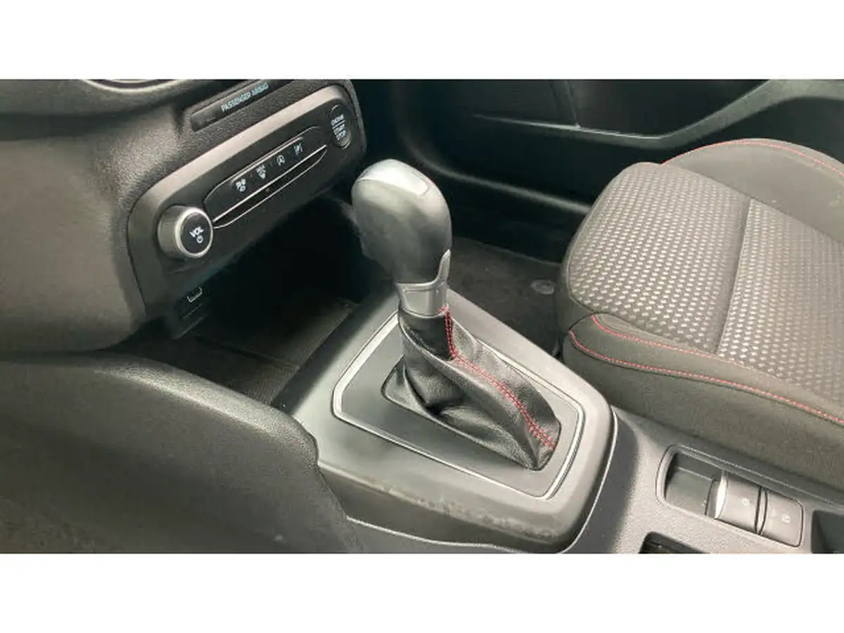 2023-ford-focus-10t-st-line-155ps-hybrid-mhev-hatchback-powershift-big-12