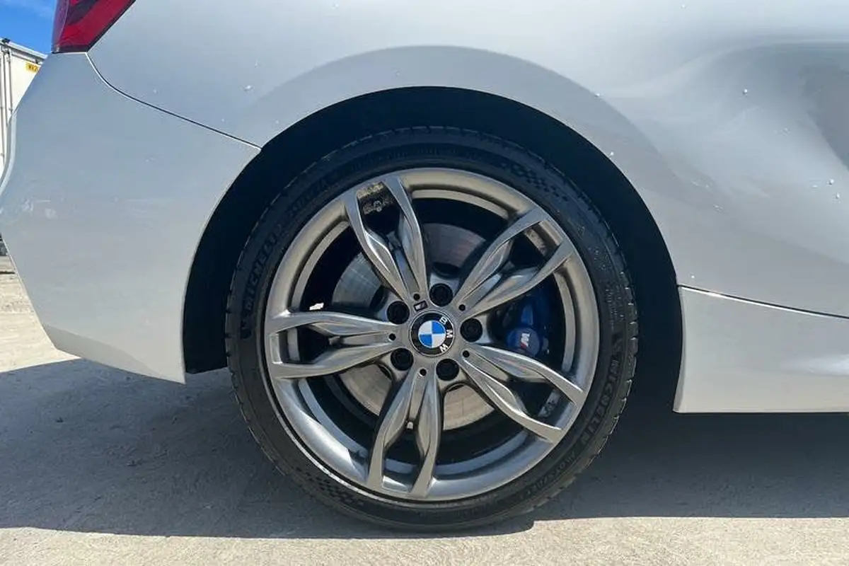 2016-bmw-1-series-30-m140i-3d-2998cc-sport-auto-big-7