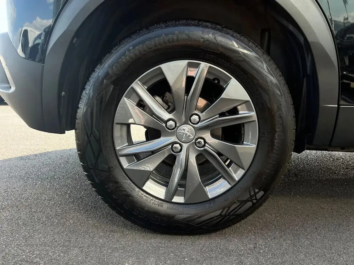 2022-peugeot-2008-suv-12-puretech-active-premium-big-25