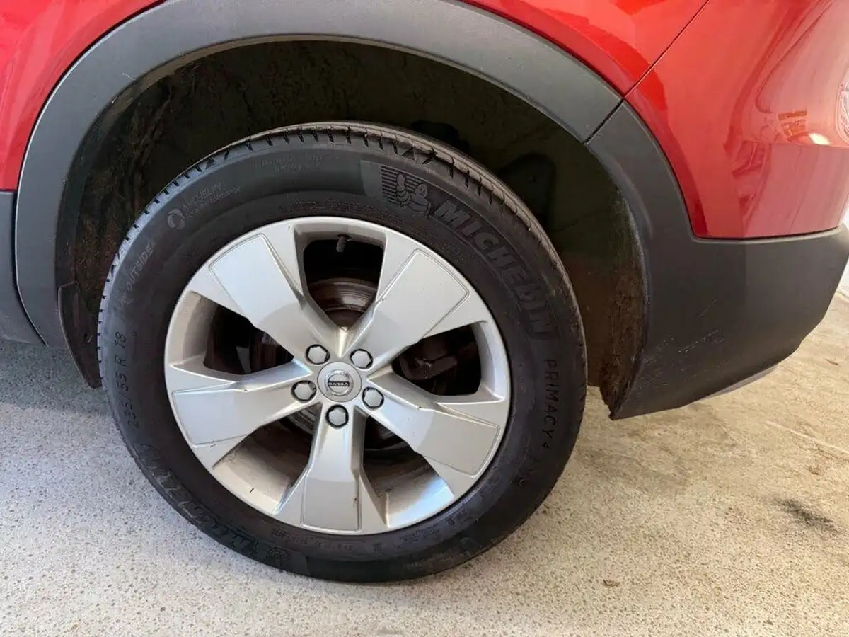 2019-volvo-xc40-15-t3-momentum-163bhp-big-28