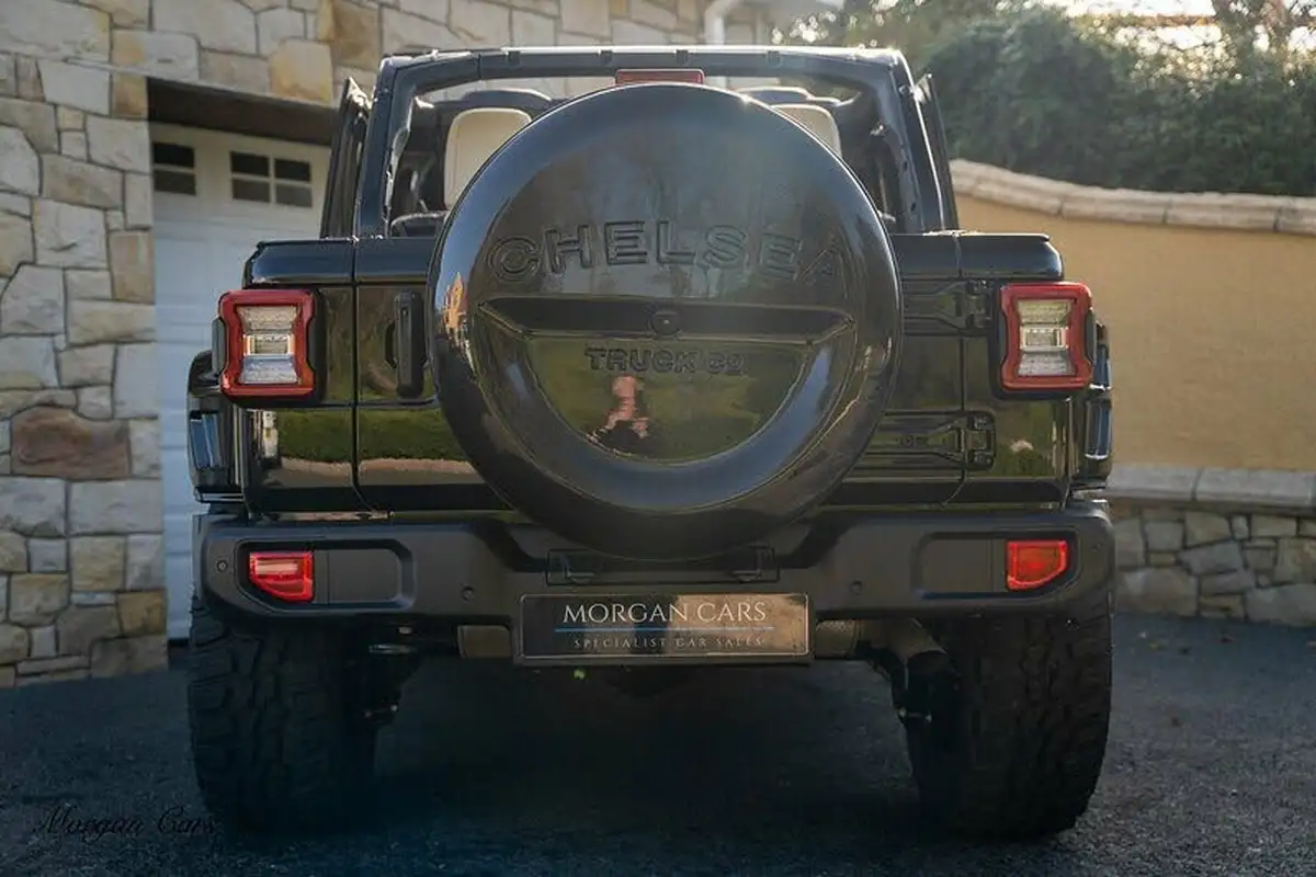 2022-jeep-wrangler-20-gme-sahara-5d-big-19